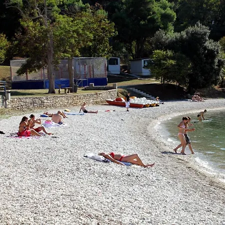 With A Parking Space - 11049 아파트