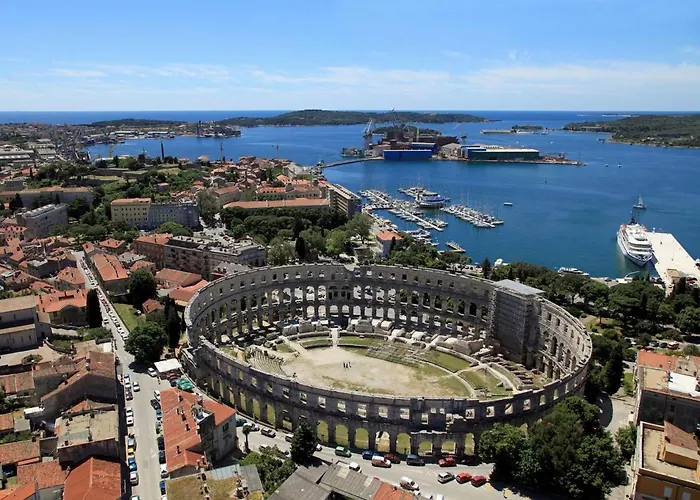 With A Parking Space - 11049 Apartman