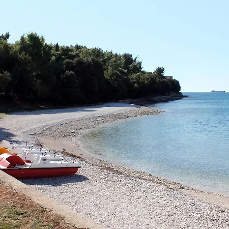 With A Parking Space - 11049 * プーラ